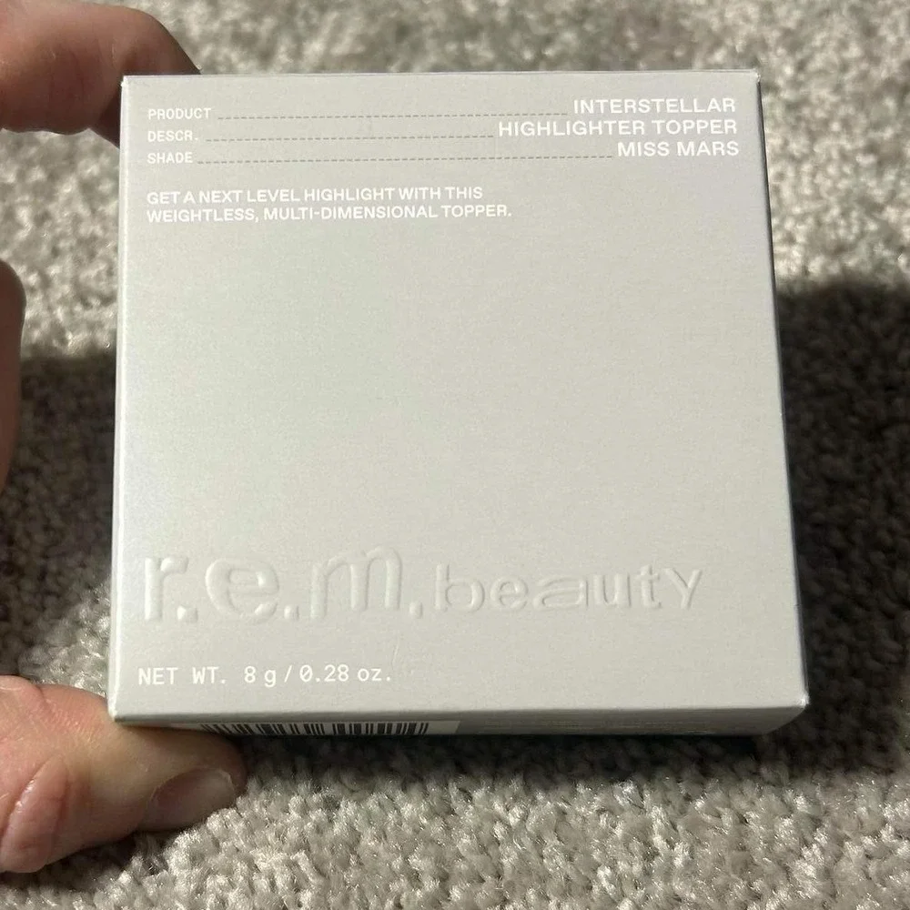 R.E.M. Beauty Interstellar Highlighter Topper Miss Mars NIB Full Size 8g/0.28 oz